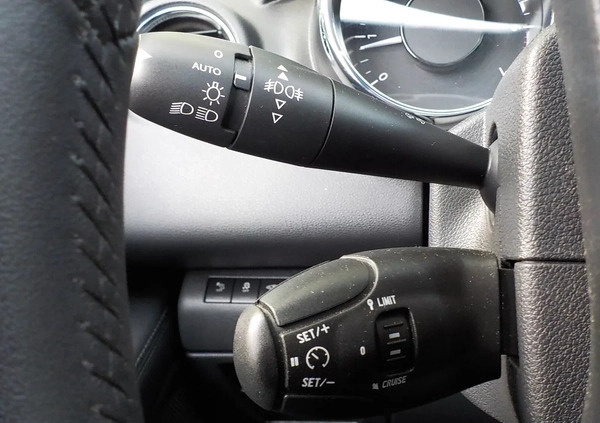 Peugeot 3008 cena 44900 przebieg: 104000, rok produkcji 2014 z Stargard małe 436